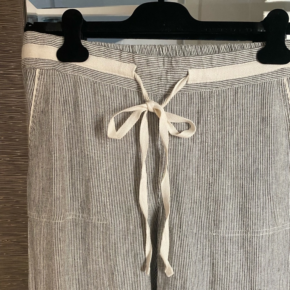 Light weight Linen pants . Thin pinstripes wide legs laid back luxurious look